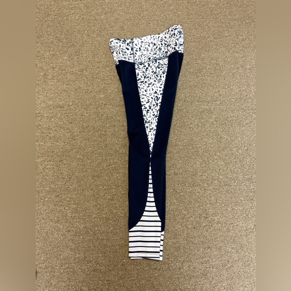 Apana: Womens Navy Blue/White Print/Stripe Athletic Yoga Leggings, XS - Picture 9 of 9
